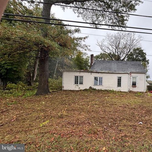 785 Old York Rd, Hightstown, NJ, 08520-4719 | Card Image