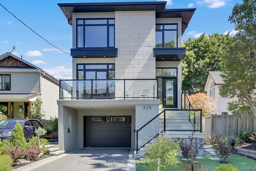 525 Edison Ave, Ottawa, ON, K2A1V3 | Card Image