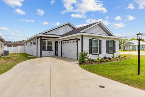 24302 Sw 18th Ln, NEWBERRY, FL, 32669-0485 | Card Image