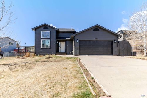 1201 Copperfield Dr, Rapid City, SD, 57703-4707 | Card Image