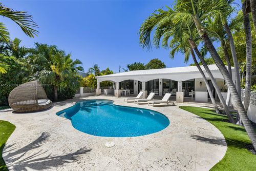 7805 Noremac Ave, Miami Beach, FL, 33141-1749 | Card Image