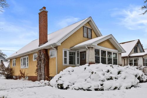 7550 14th Ave, Kenosha, WI, 53143-1500 | Card Image