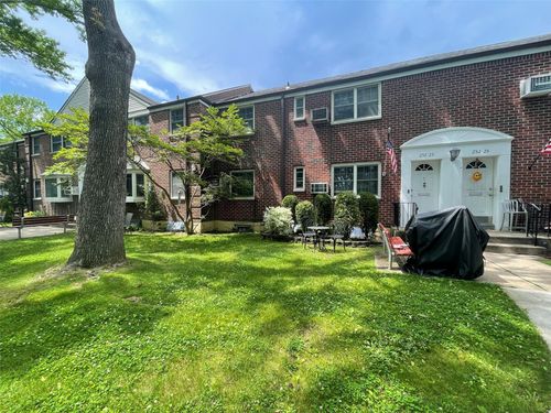 1-252 63rd Ave, Little Neck, NY, 11362-2405 | Card Image