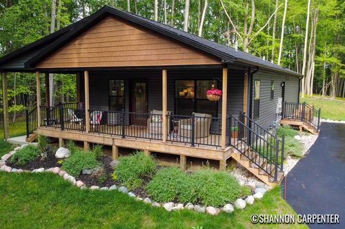 9924 Sweet Tree Ln, Stanwood, MI, 49346-9303 | Card Image