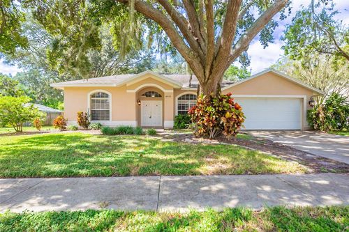 8443 Ridgebrook Cir, ODESSA, FL, 33556-3135 | Card Image
