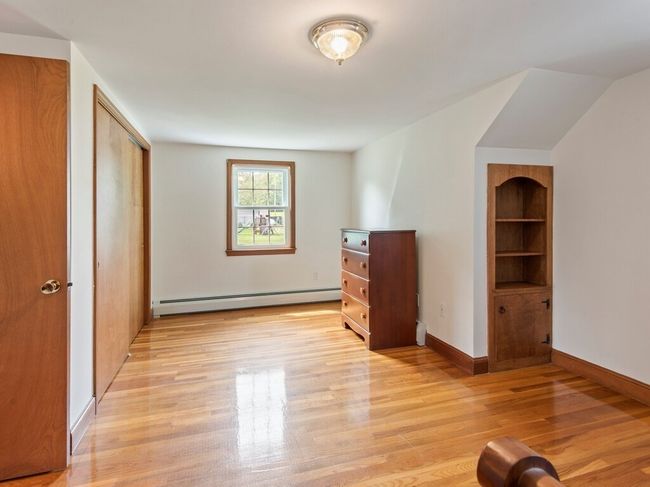 32 Westview Dr, House other with 3 bedrooms, 2 bathrooms and 6 parking in Sutton MA | Image 26