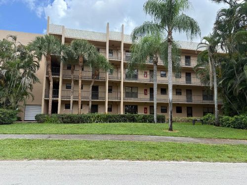 206-4760 Lucerne Lakes Blvd, Lake Worth, FL, 33467 | Card Image