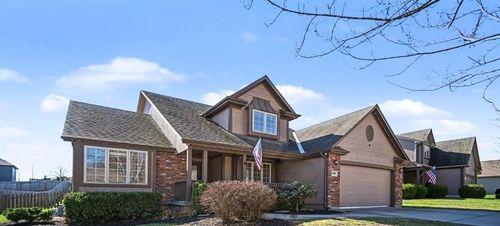 1009 Nw Burr Oak Ln, Grain Valley, MO, 64029-7229 | Card Image