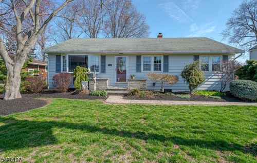 214 Vesper Ave, Middlesex, NJ, 08846-1242 | Card Image