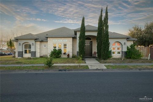 9600 Lake Concordia Court, Los Fresnos, TX, 78566 | Card Image