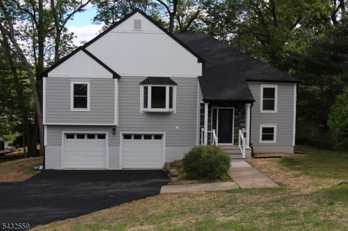 8 Sherwood Pl, Wharton, NJ, 07885-2029 | Card Image