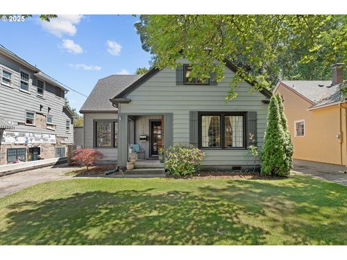 1712 Se 38th Ave, Portland, OR, 97214-5250 | Card Image