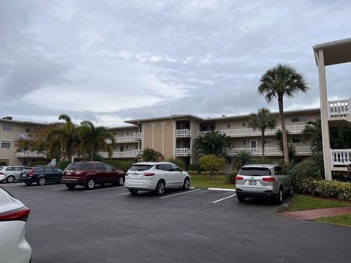 apt-110-2811 Garden Dr S, Palm Springs, FL, 33461-6292 | Card Image