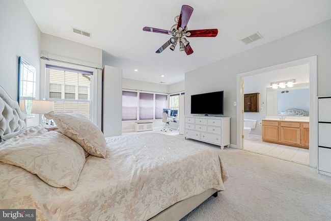 11559 Cavalier Landing Ct, Townhouse with 3 bedrooms, 4 bathrooms and null parking in FAIRFAX VA | Image 16