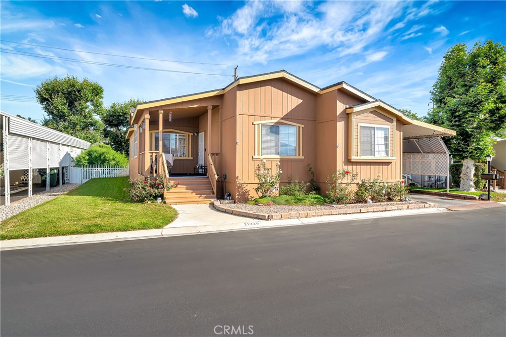 Manufactured In Park in Canyon Country 5