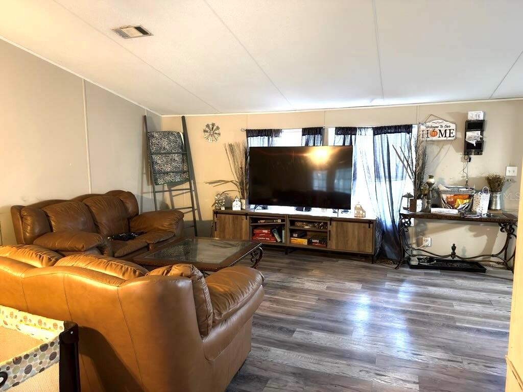 Residential in LAKELAND 4