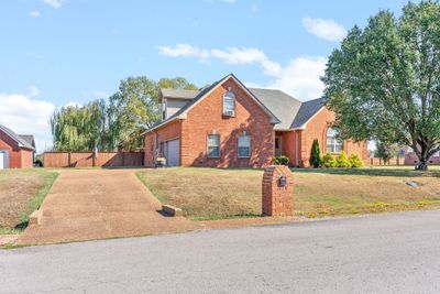 1715 Arrowhead Dr, House other with 4 bedrooms, 2 bathrooms and 2 parking in Lebanon TN | Image 3