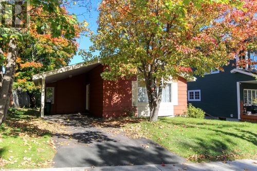 12 Conway Cres, Saint Johns, NL, A1A2A9 | Card Image