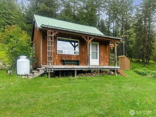 6 Lone Pine Trl, Riverside, WA, 98849 | Card Image
