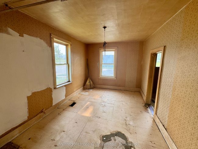 120 Ridout St, House other with 3 bedrooms, 1 bathrooms and 4 parking in Walkerton ON | Image 7