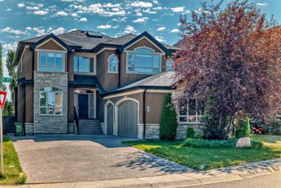 4 Rockcliff Pt Nw, House detached with 4 bedrooms, 3 bathrooms and 3 parking in Calgary AB | Image 2