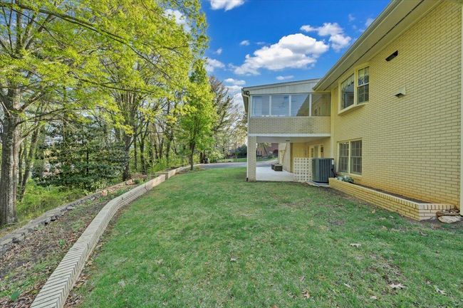 GREAT PRIVATE BACKYARD! | Image 12