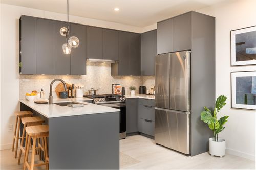 102-7936 206 St, Langley, BC, V2Y3X8 | Card Image