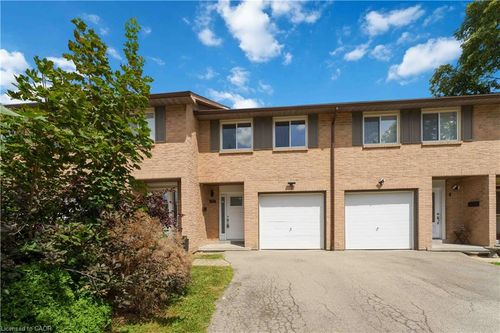 3-66 Summercrest Dr, Hamilton, ON, L8K6M6 | Card Image