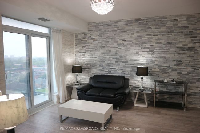 867 - 60 Ann O'reilly Rd, Condo with 2 bedrooms, 2 bathrooms and 1 parking in Toronto ON | Image 6