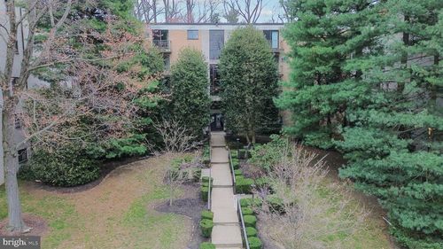 unit-32h-400 Glendale Rd, HAVERTOWN, PA, 19083-3140 | Card Image