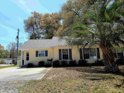 609 6th Ave S, Surfside Beach, SC, 29575-3511 | Card Image