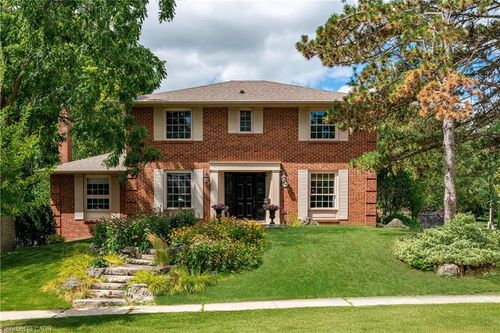 1149 Crofton Way, Burlington, ON, L7P3A8 | Card Image