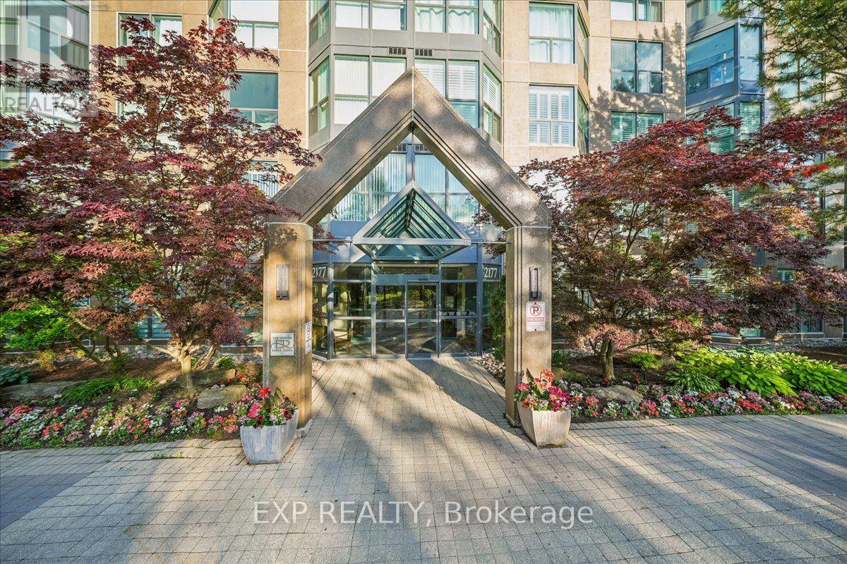 Residential in Mississauga (Erin Mills) 2