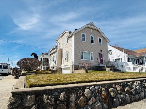 527 Laurel Hill Ave, Cranston, RI, 02920-7255 | Card Image