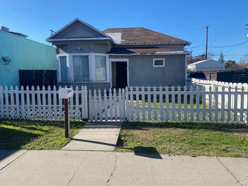 453 N Tehama St, Willows, CA, 95988-2530 | Card Image