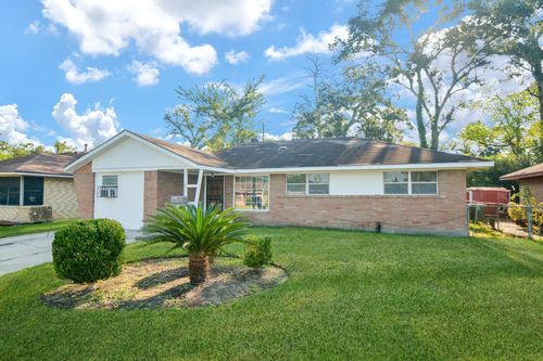 10214 Rockaway Dr, Houston, TX, 77016-3329 | Card Image