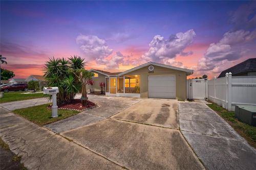 4009 Star Island Dr, HOLIDAY, FL, 34691-3440 | Card Image