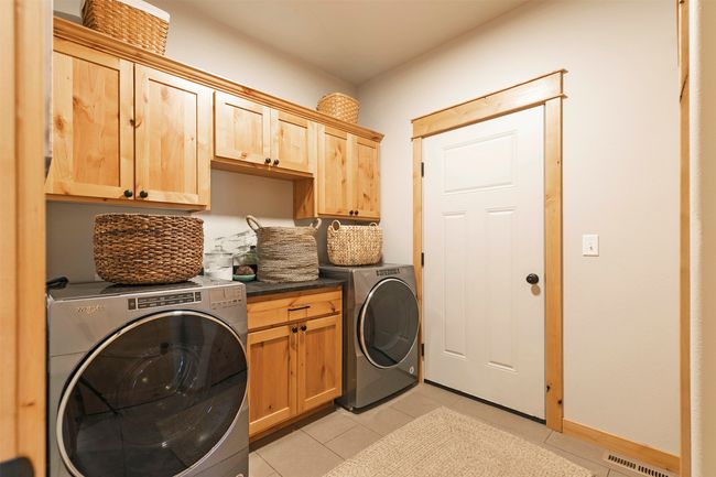 10 Lonepine Trl, Townhouse with 3 bedrooms, 3 bathrooms and null parking in Hamilton MT | Image 34