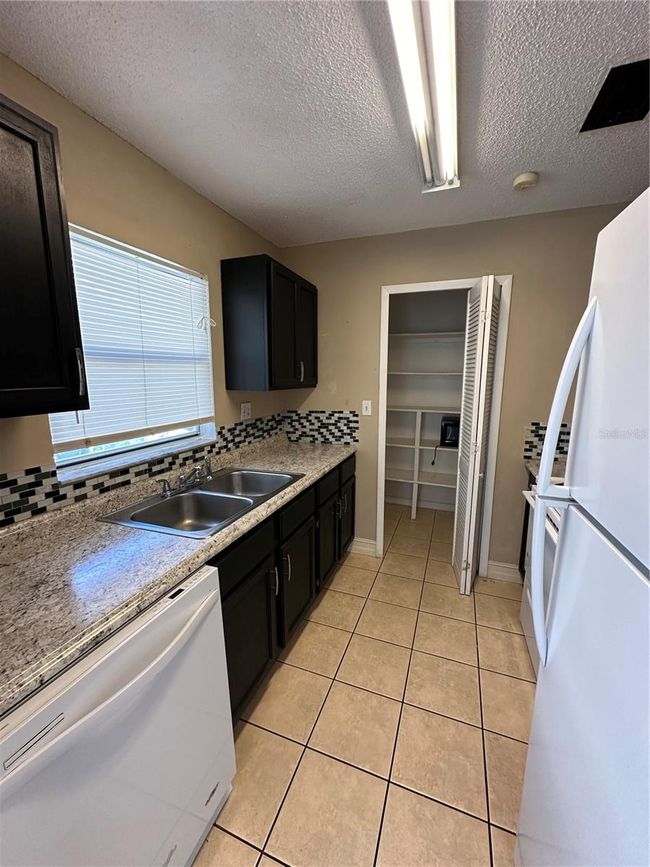 APT-4 - 1918 Honour Rd, Condo with 1 bedrooms, 1 bathrooms and null parking in ORLANDO FL | Image 4