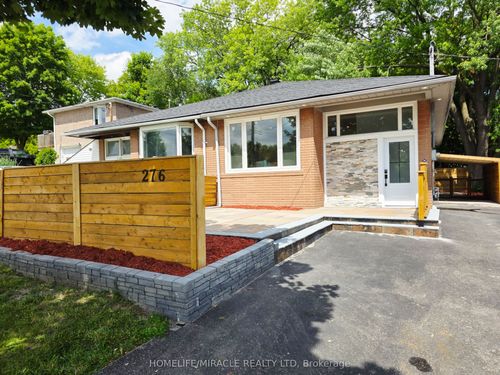 276 Penn Ave, Newmarket, ON, L3Y2S6 | Card Image