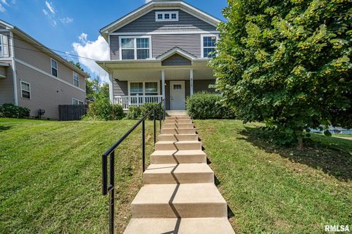 815 E Behrends Ave, Peoria, IL, 61603-3336 | Card Image