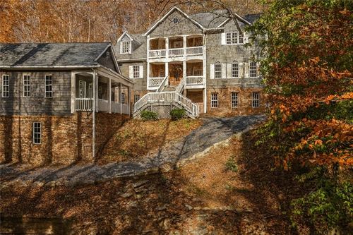 6370 River Chase Cir, Atlanta, GA, 30328-3549 | Card Image