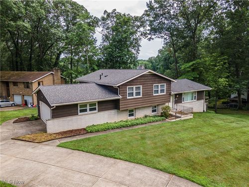 3845 Cayugas Drive, Akron, OH, 44319 | Card Image