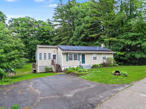 119 Dennison Xrd, Southbridge, MA, 01550-2161 | Card Image