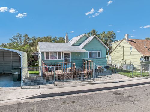 671 Ouderkirk St, Elko, NV, 89801-4238 | Card Image