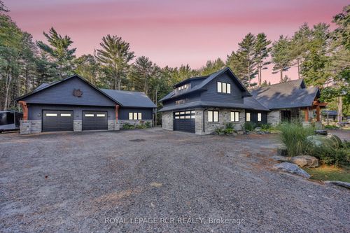 1031 Xavier St, Kilworthy, ON, P0E1G0 | Card Image