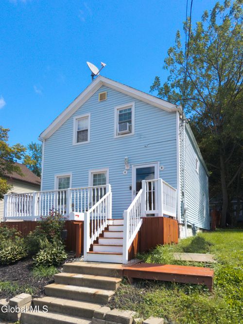 932 3rd St, Rensselaer, NY, 12144-2115 | Card Image