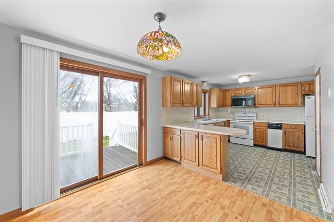 11 - 11 Highcrest Park, Condo with 2 bedrooms, 2 bathrooms and 2 parking in Webster MA | Image 10