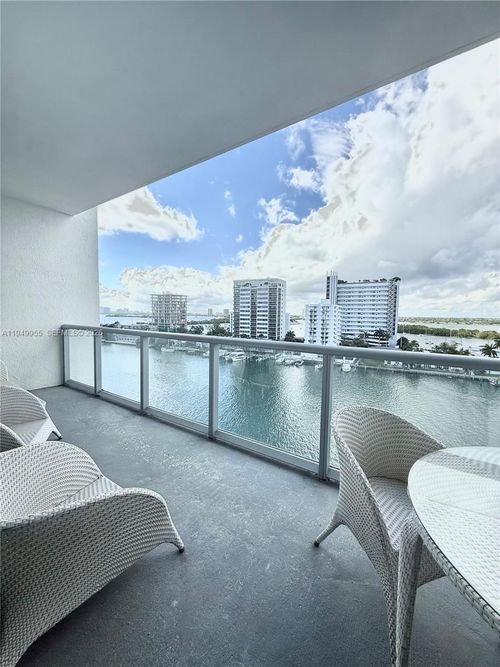 905-7928 East Dr, North Bay Village, FL, 33141-5685 | Card Image