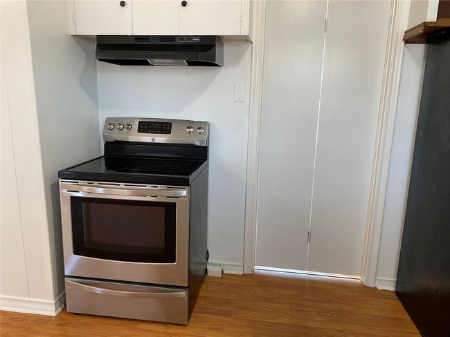 SS appliances convey with the property | Image 8